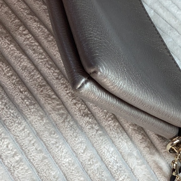 Coach Champagne leather double wristlet. - Picture 9 of 17